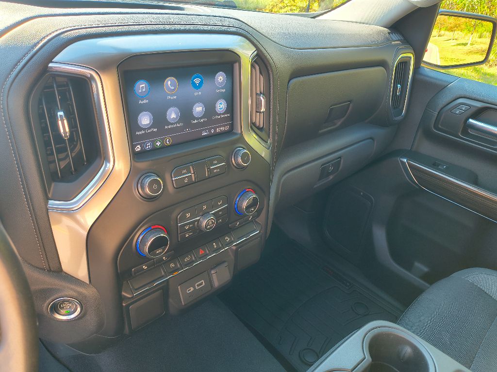 2020 Chevrolet Silverado 1500 LT photo 24