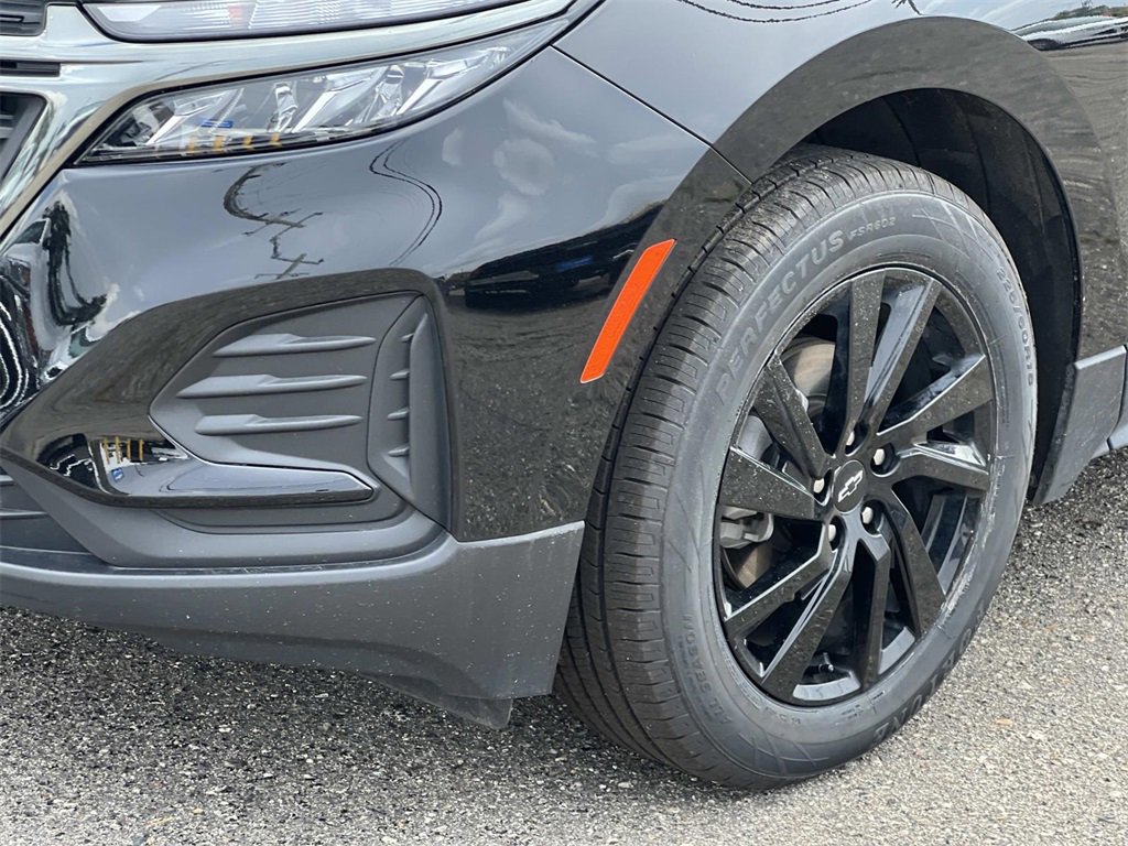 2024 Chevrolet Equinox LS photo 8