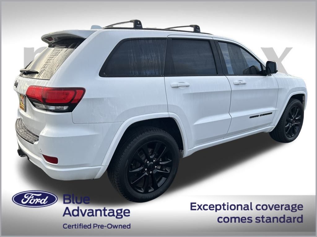 2019 Jeep Grand Cherokee Altitude photo 3