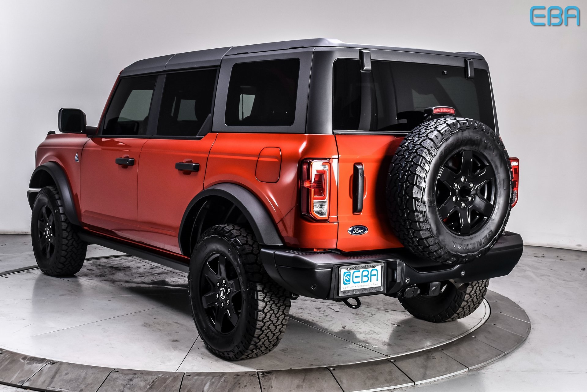 2023 Ford Bronco Black Diamond photo 4