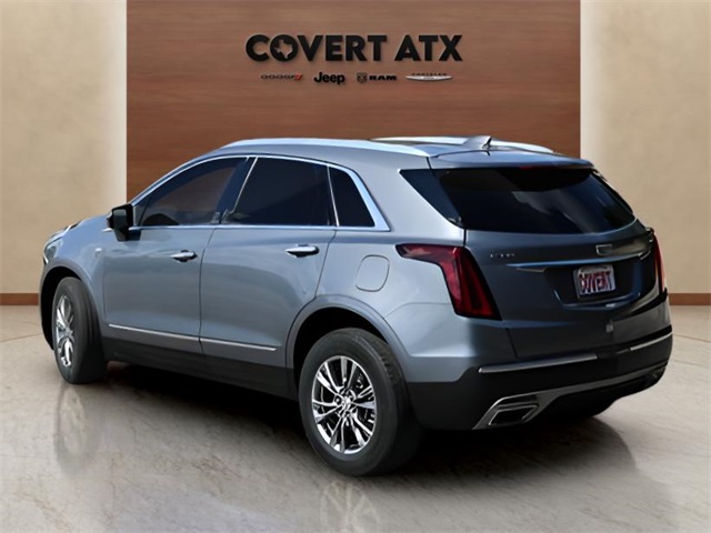 2021 Cadillac XT5 Premium Luxury photo 3