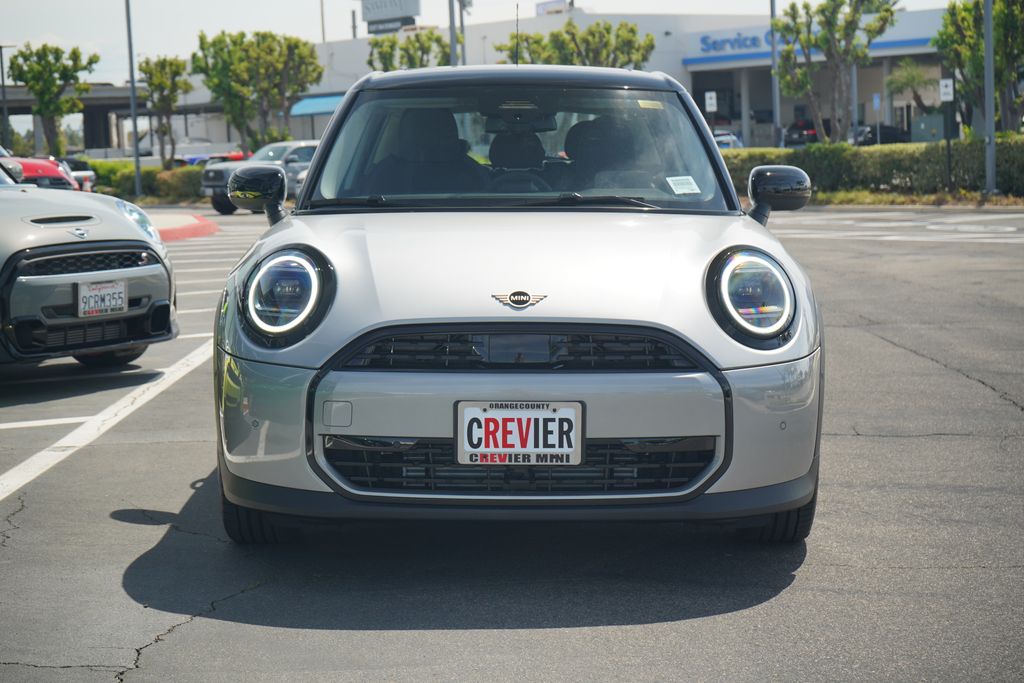 2026 Mini Cooper 4 Door Hardtop Signature photo 5