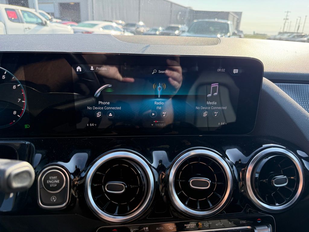 2022 Mercedes Benz GLA 250 4MATIC photo 11