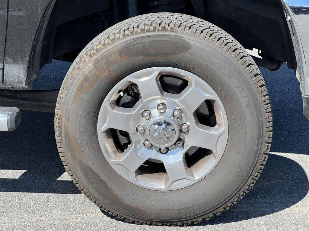 2018 Ram 2500 SLT photo 12