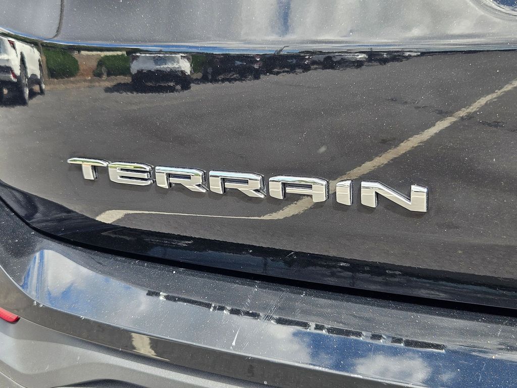 2024 Gmc Terrain SLE photo 28