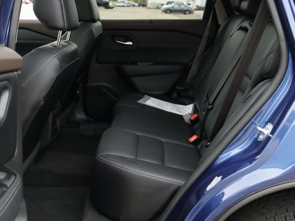2023 Nissan Rogue SL photo 26