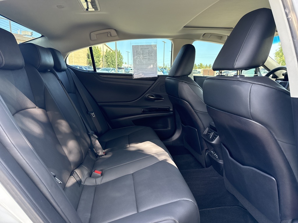 2024 Lexus ES 350 Premium photo 15