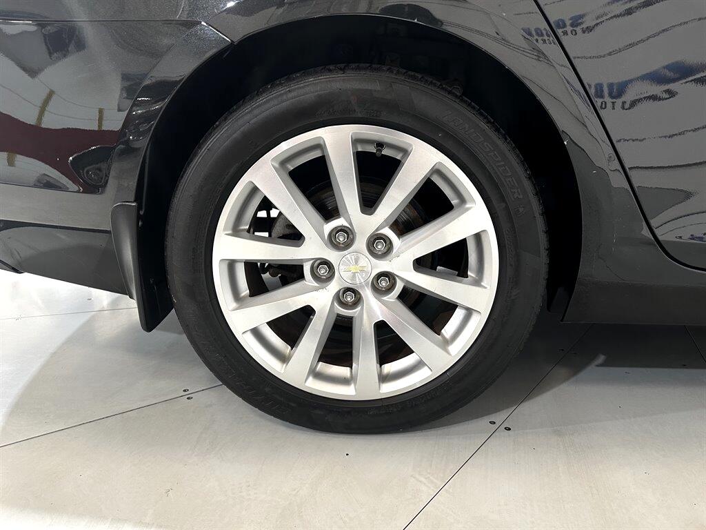 2013 Chevrolet Malibu LTZ photo 37