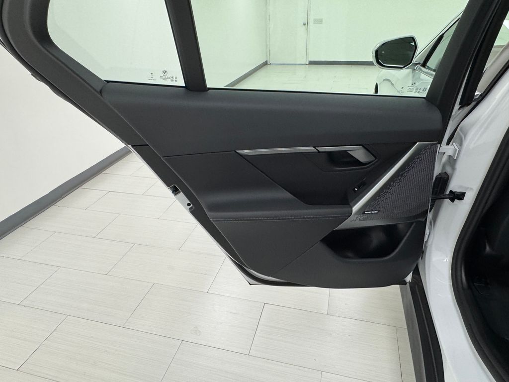 2025 Bmw 540i xDrive photo 11