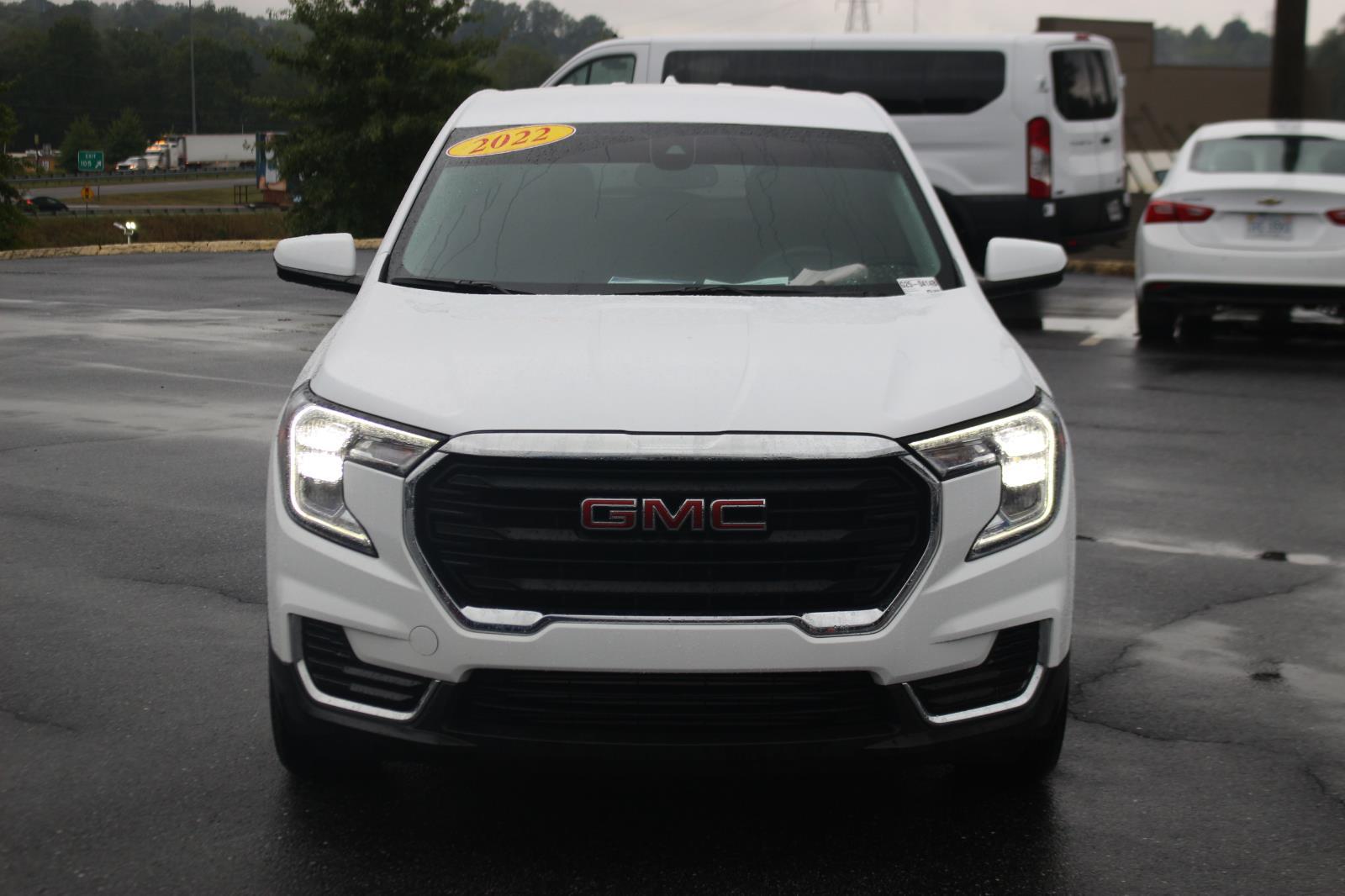 2022 Gmc Terrain SLE photo 2