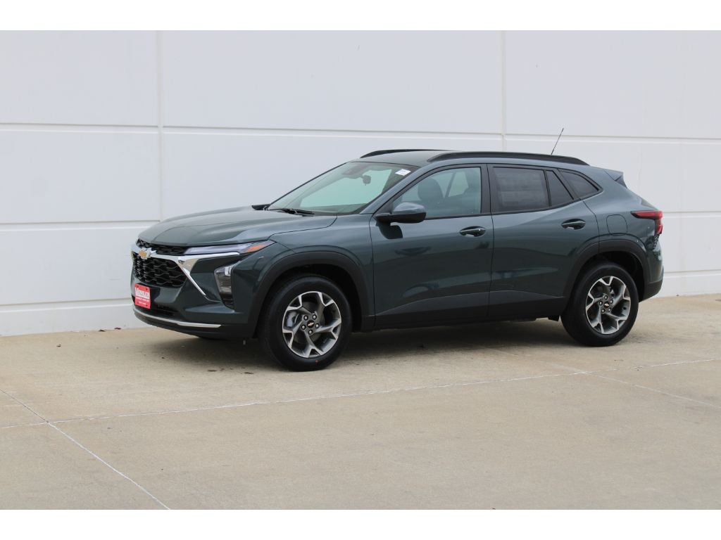 2026 Chevrolet Trax LT's photo