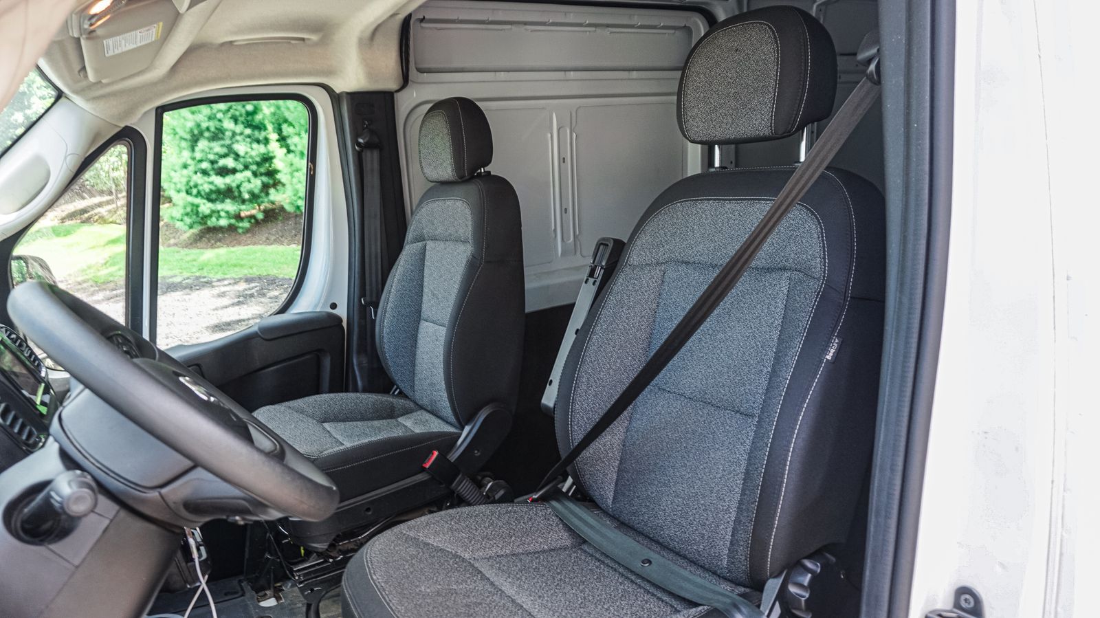 2025 Ram ProMaster 2500 photo 2