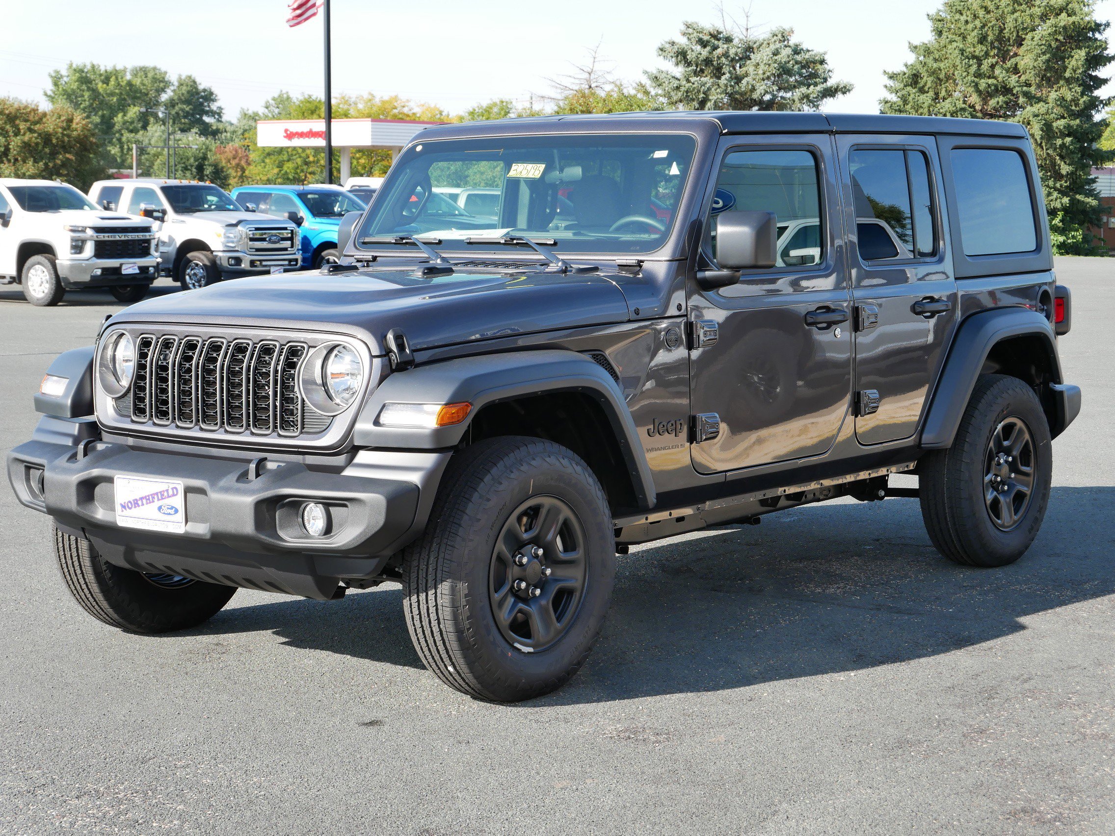 2025 Jeep Wrangler Sport photo 4