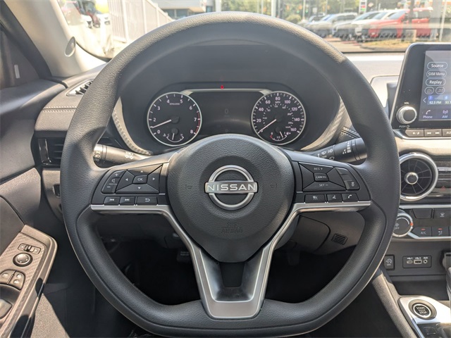2025 Nissan Sentra SV photo 14