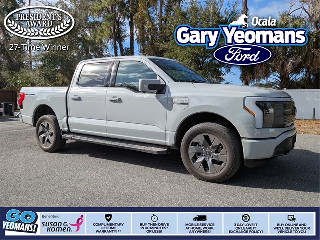 2023 Ford F-150 Lightning Lariat's photo