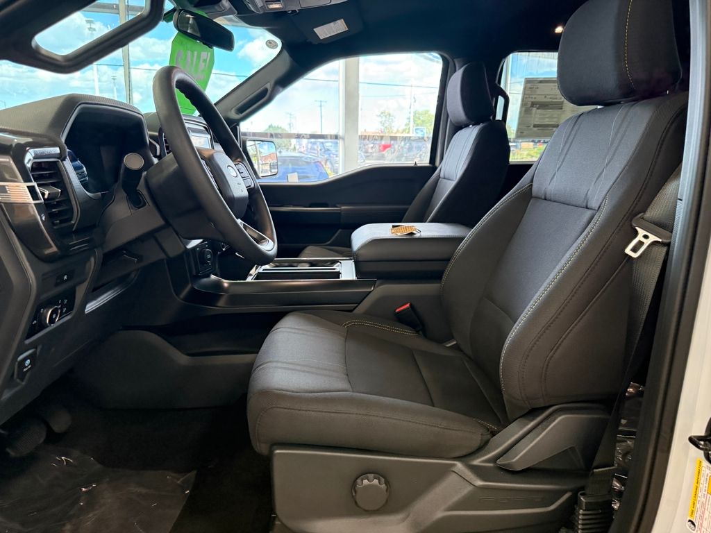 2025 Ford F-150 STX photo 14