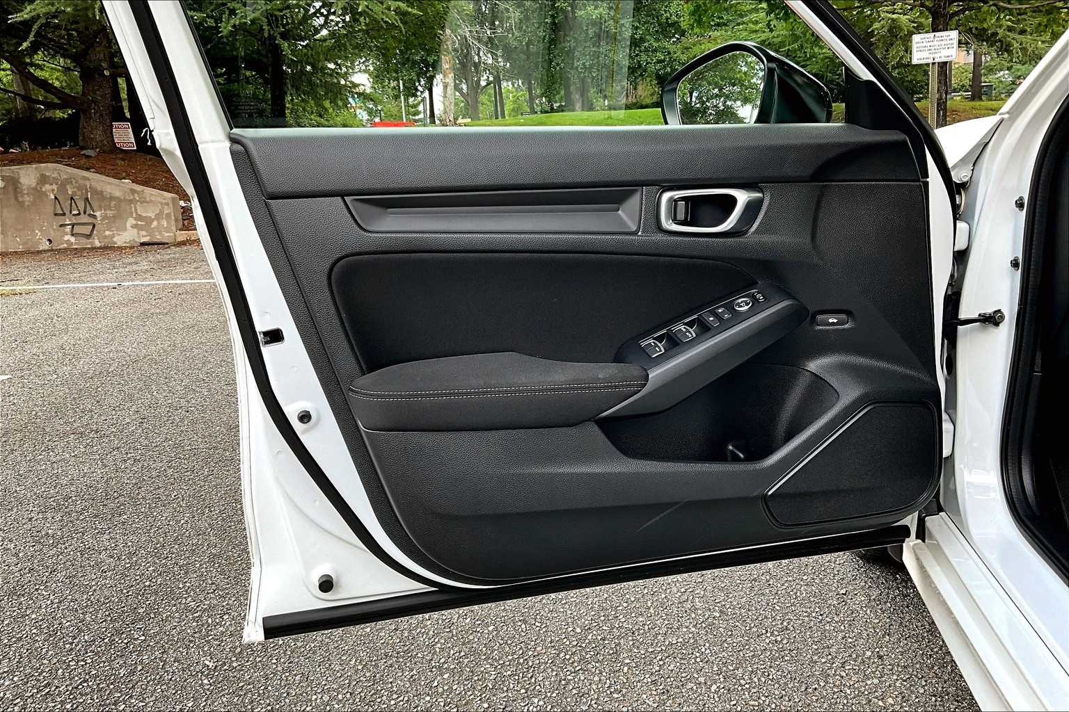 2023 Honda Civic Sport photo 21