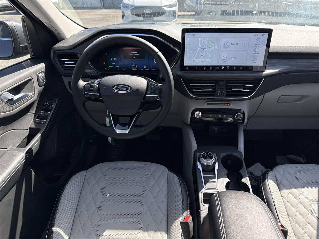 2024 Ford Escape Plug-In Hybrid photo 8