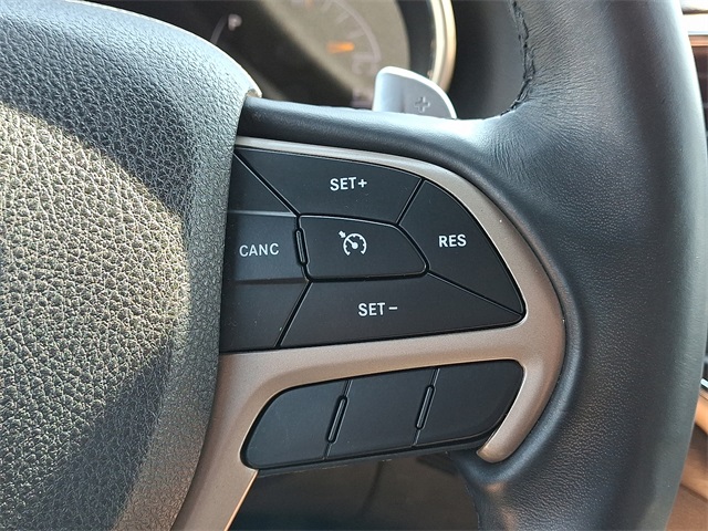 2017 Jeep Grand Cherokee Laredo photo 20