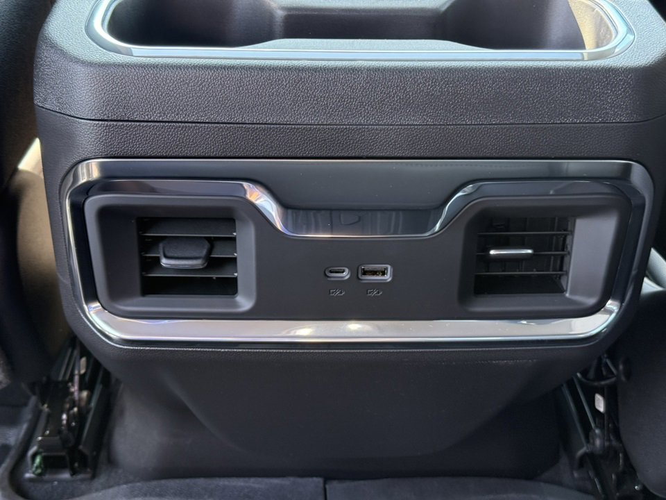2026 GMC SIERRA - Image 30