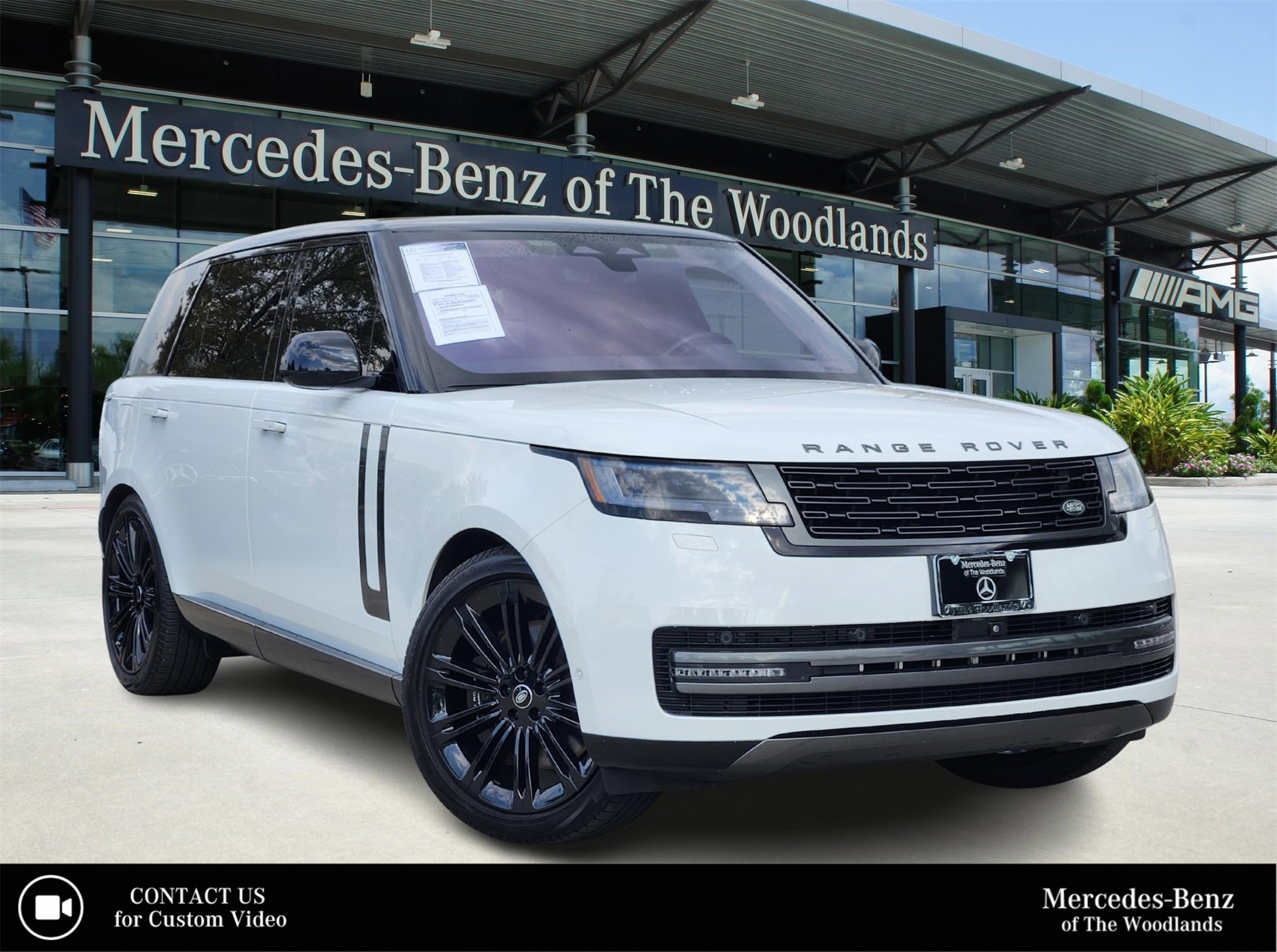 2022 Land Rover New Range Rover SE