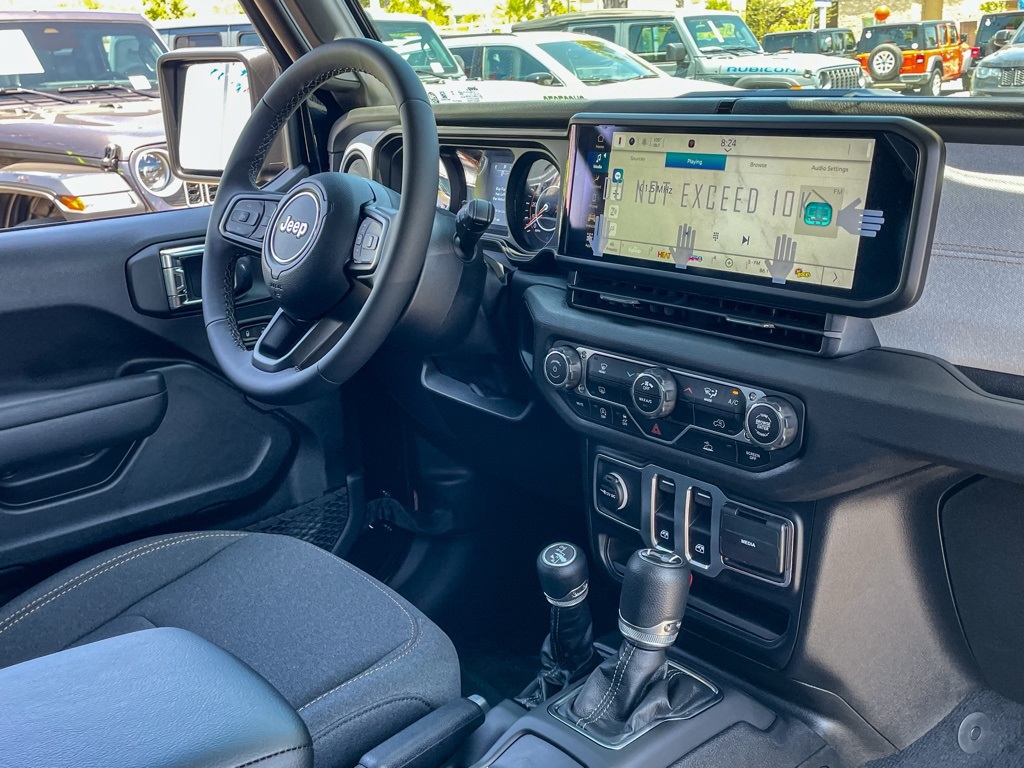 2025 Jeep Wrangler Sport S photo 17