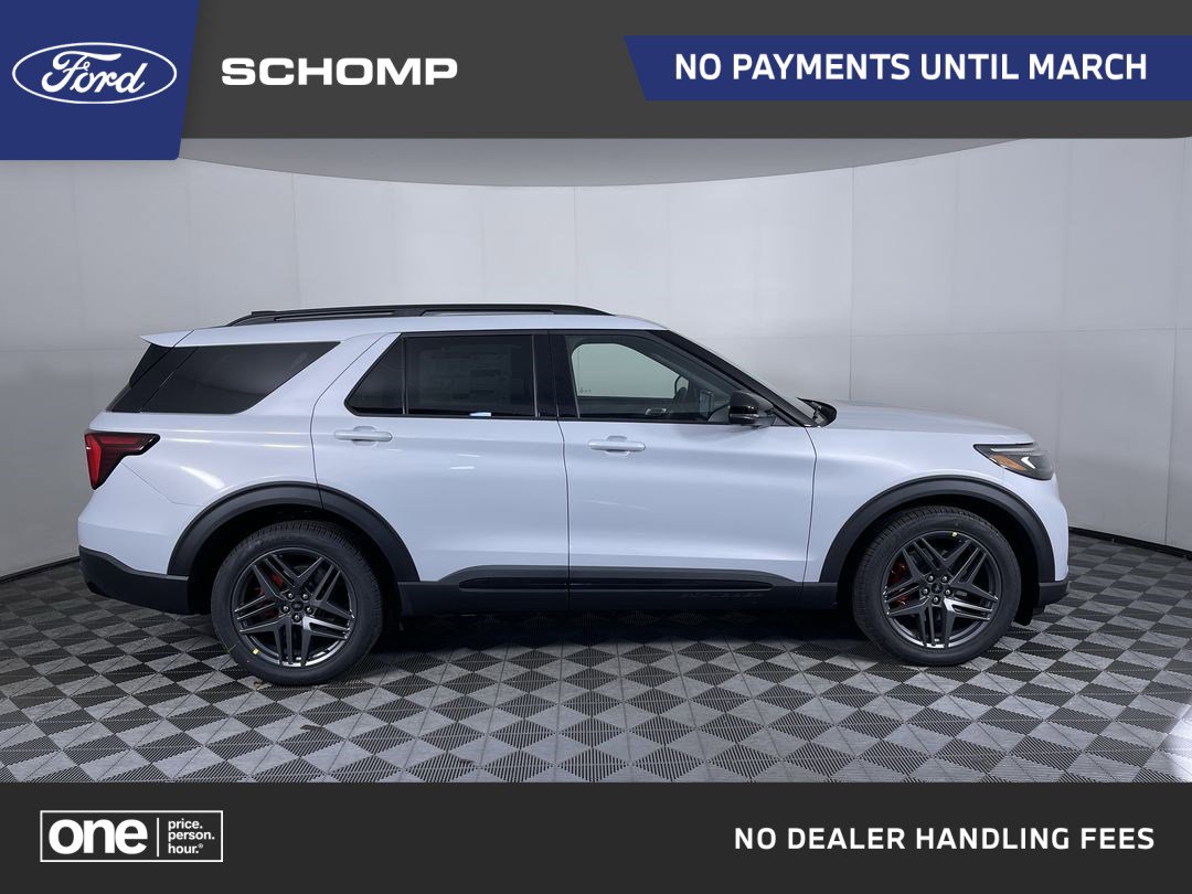2026 Ford Explorer ST's photo