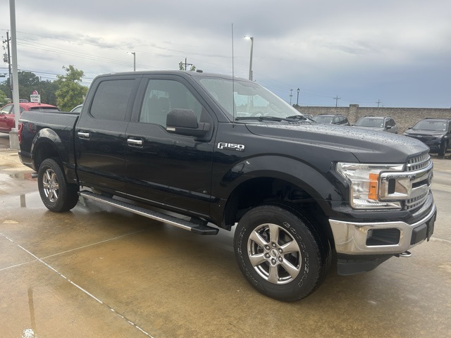 2018 Ford F-150 XLT photo 2