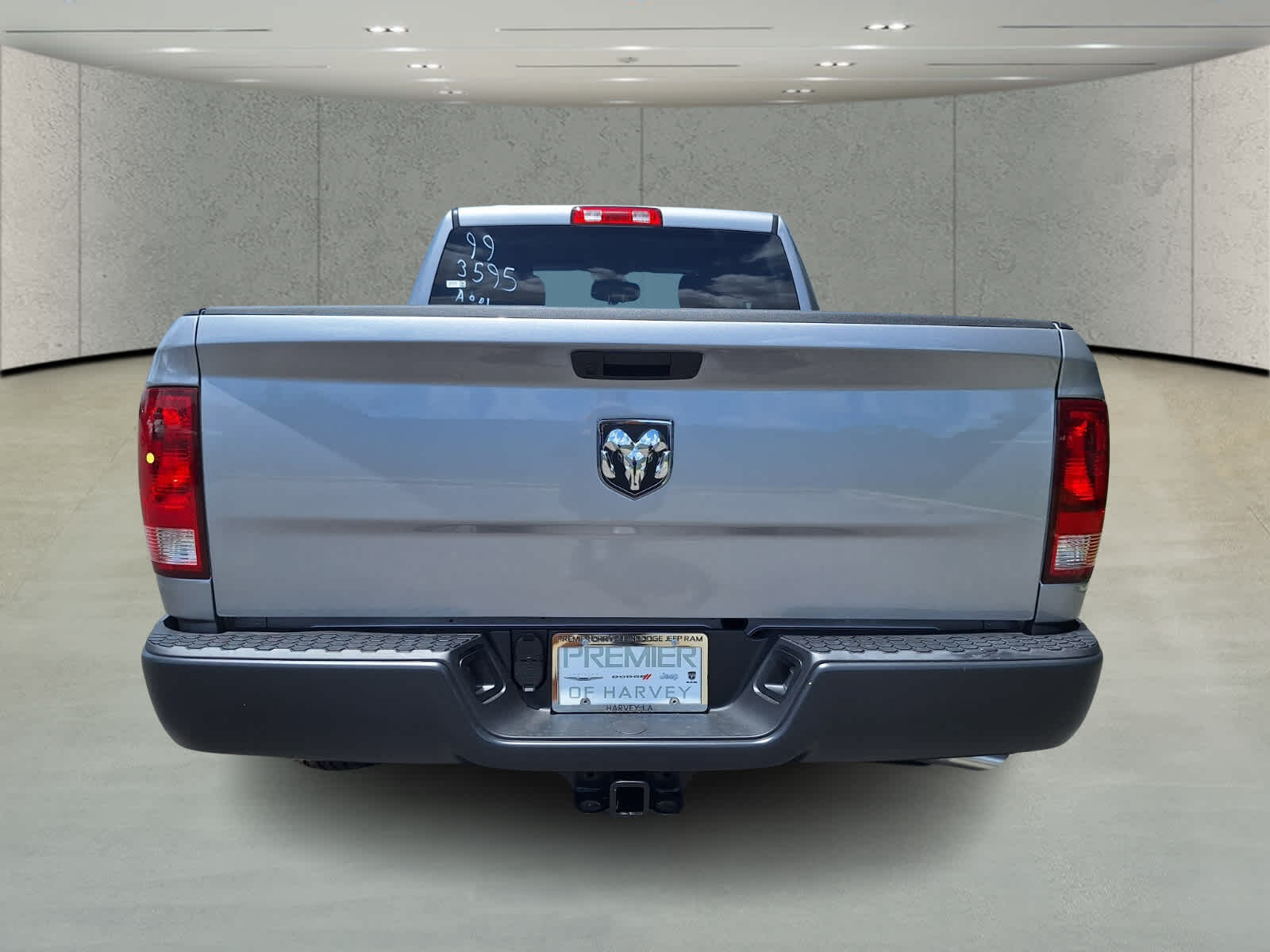 2024 Ram 1500 Classic Tradesman photo 4
