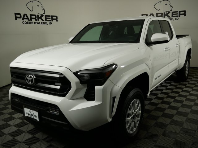 2026 Toyota Tacoma SR5's photo