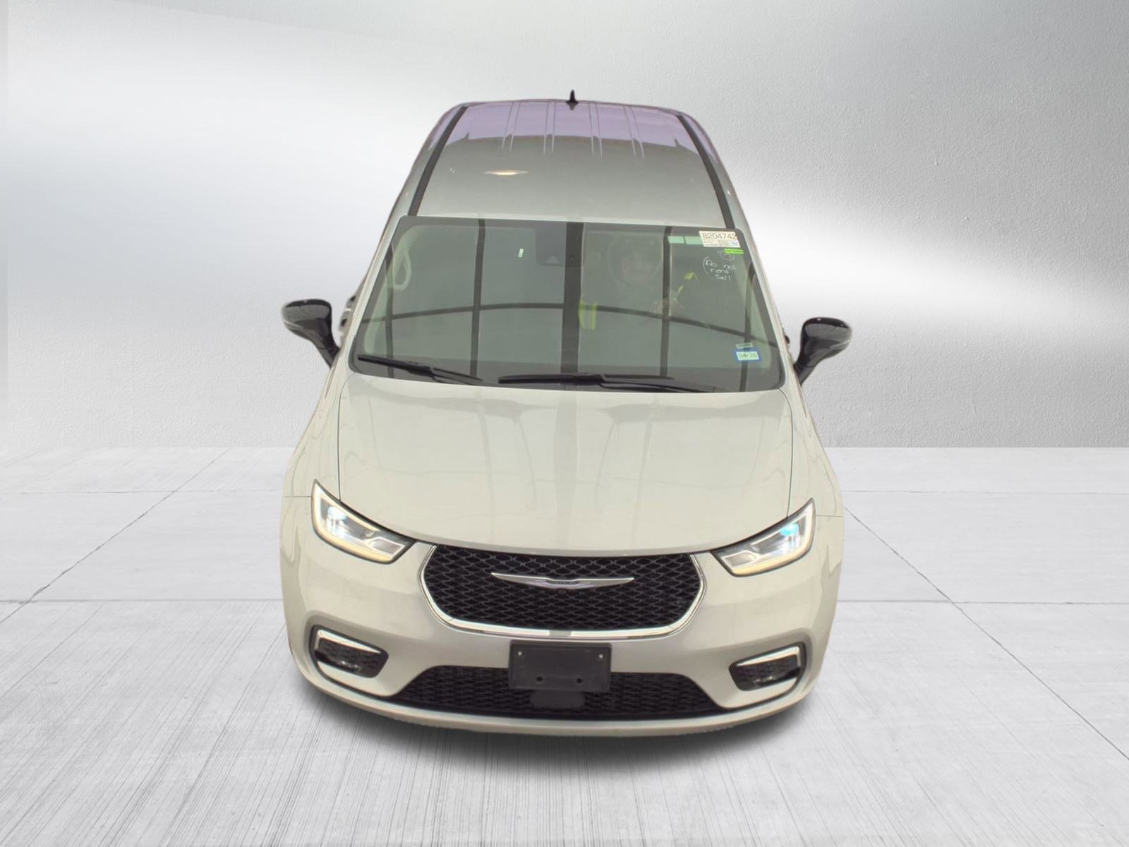 Used 2024 Chrysler Pacifica Touring L with VIN 2C4RC1BG4RR131997 for sale in Saint Cloud, Minnesota