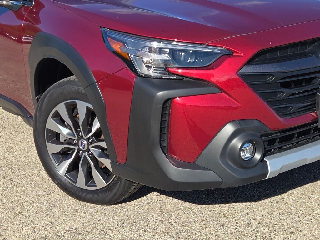 2023 Subaru Outback Limited photo 2