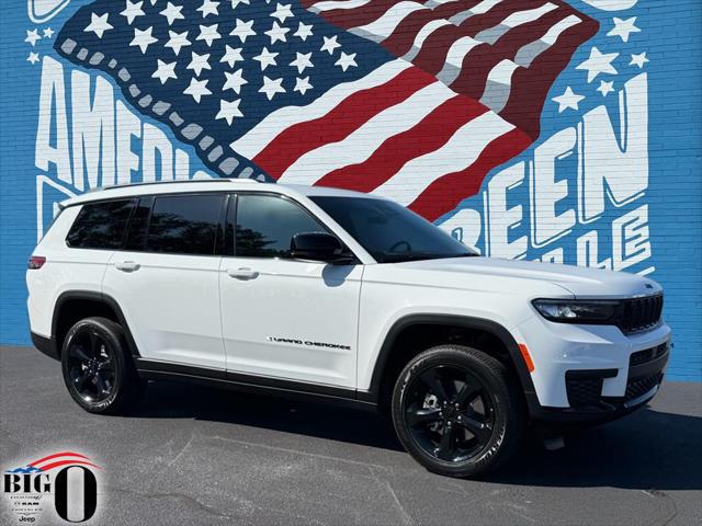 2025 Jeep Grand Cherokee L Altitude's photo