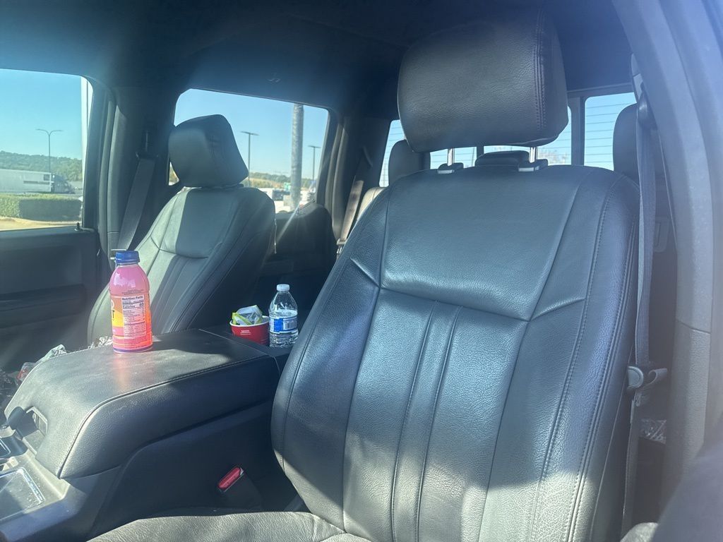 2016 Ford F-150 XLT photo 4