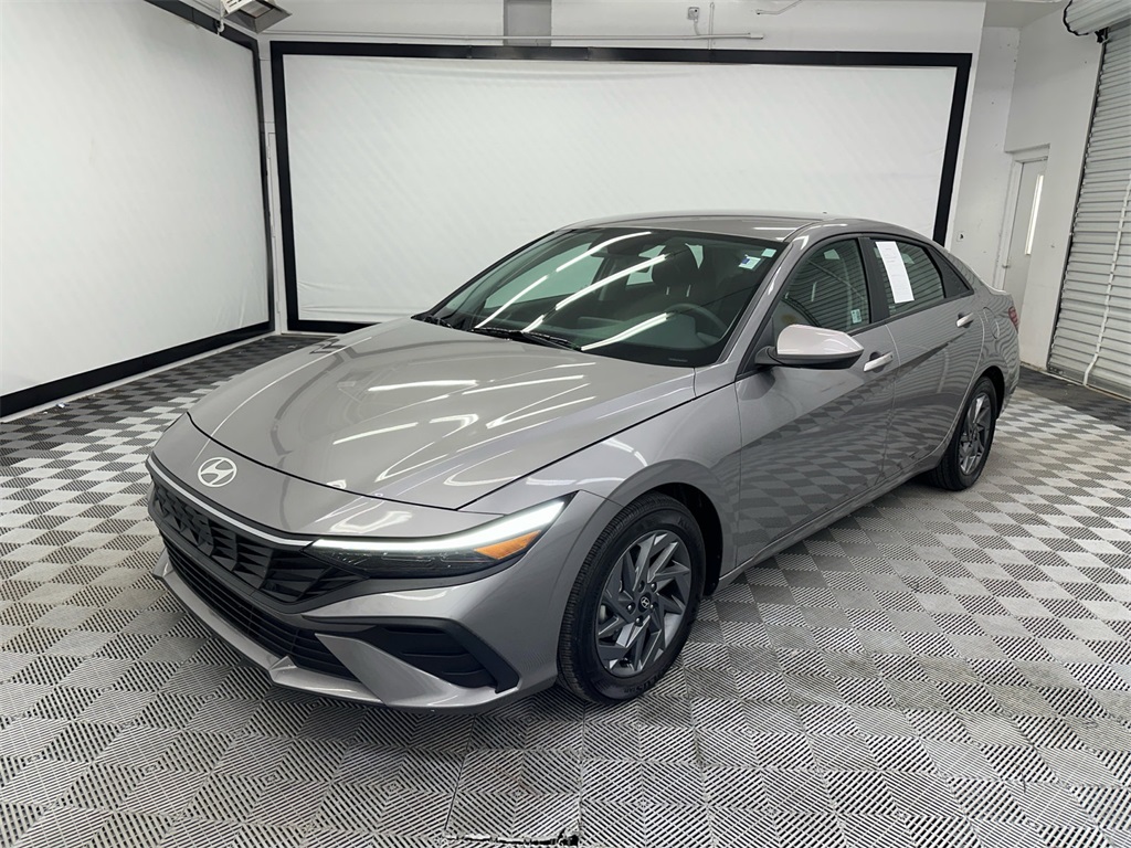 2024 Hyundai Elantra