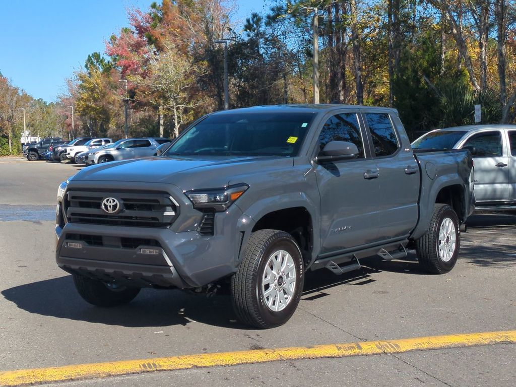 2024 Toyota Tacoma SR5's photo