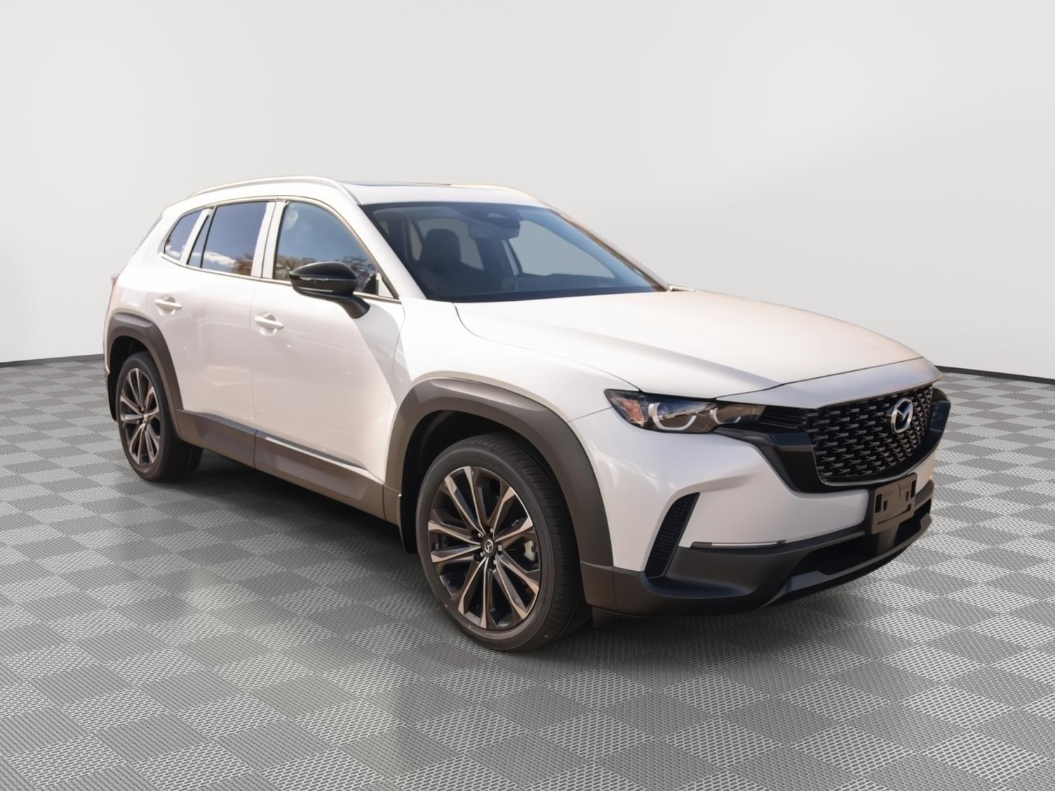 2025 Mazda CX-50 Premium's photo
