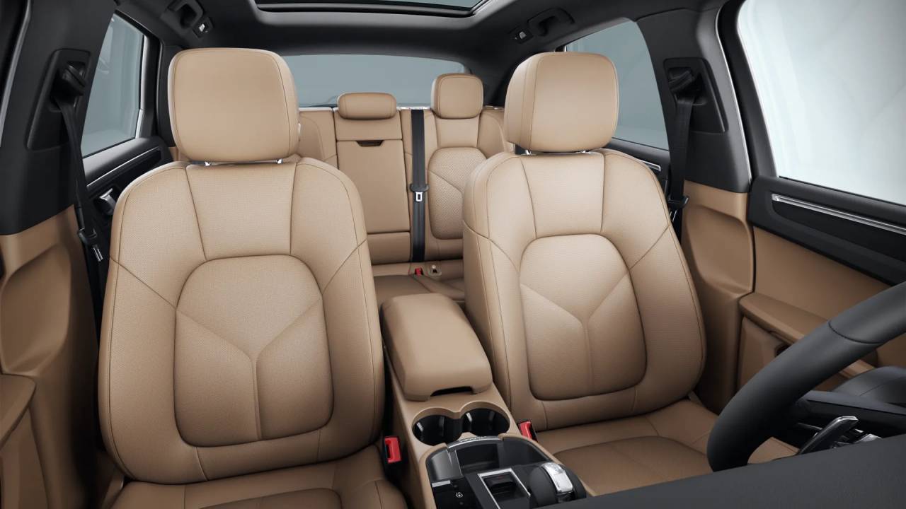 2026 Porsche Macan Base photo 11