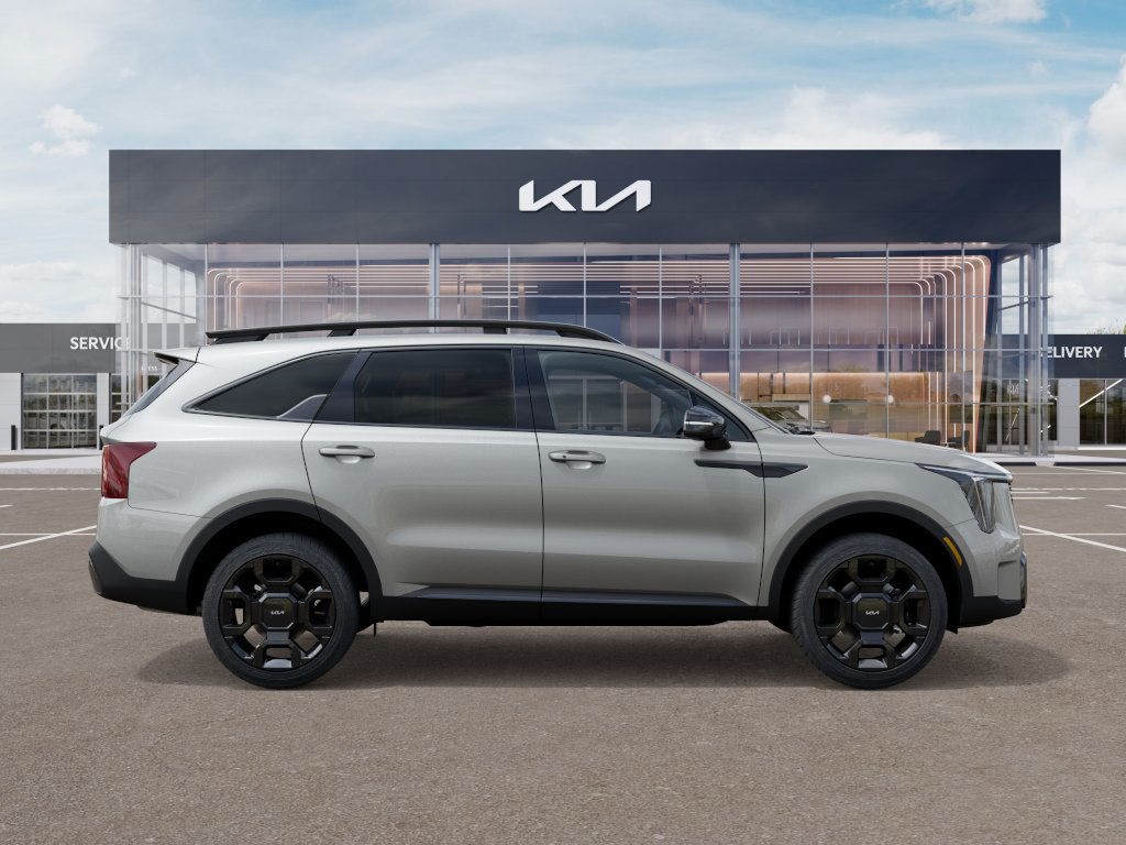 2026 Kia Sorento EX photo 6