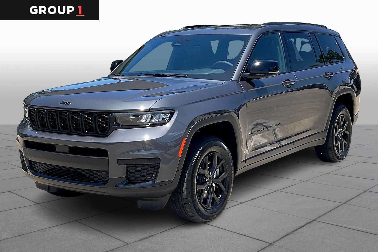 2025 Jeep Grand Cherokee L Altitude's photo