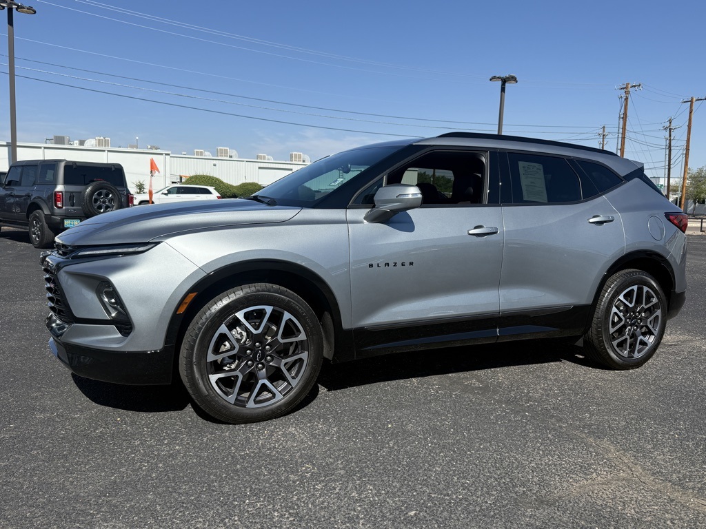 2023 Chevrolet Blazer RS photo 9