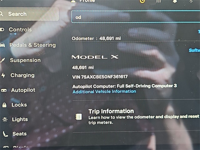 2022 Tesla Model X Plaid photo 2