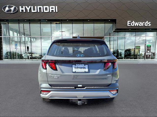 2026 Hyundai Tucson SE photo 4