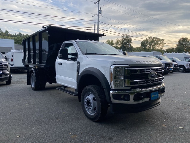2025 Ford F-550 Super Duty Chassis Cab XL's photo