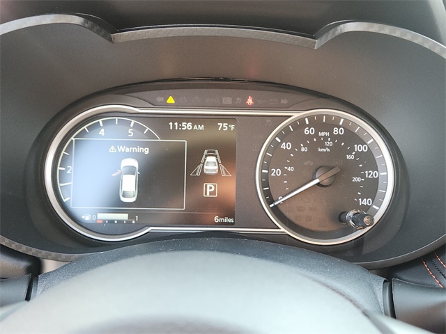 2025 Nissan Versa SR photo 18