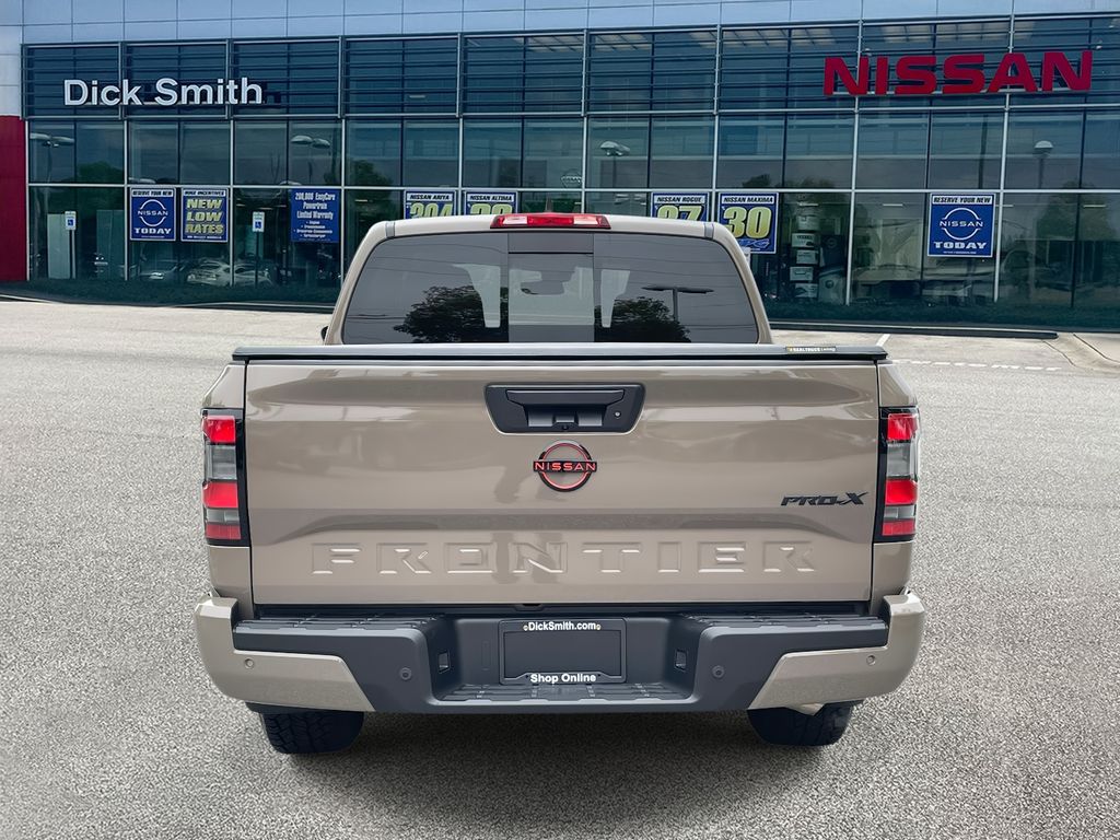 2024 Nissan Frontier PRO-X photo 5