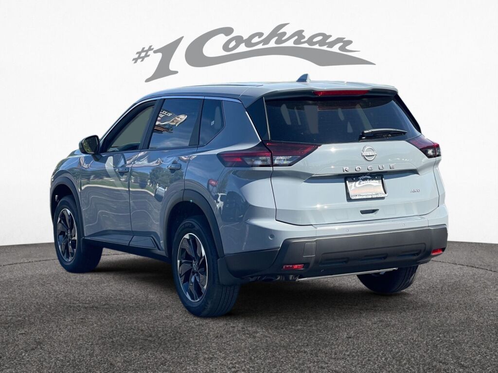 2026 Nissan Rogue SV photo 4