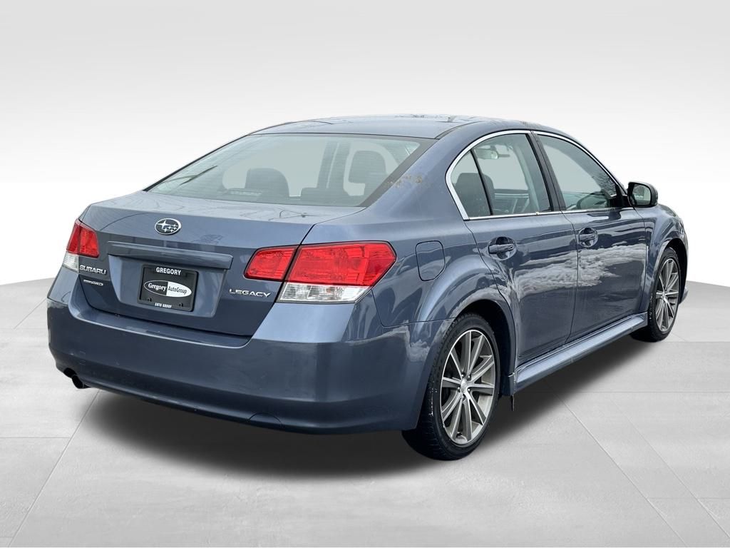2013 Subaru Legacy 2.5i photo 4