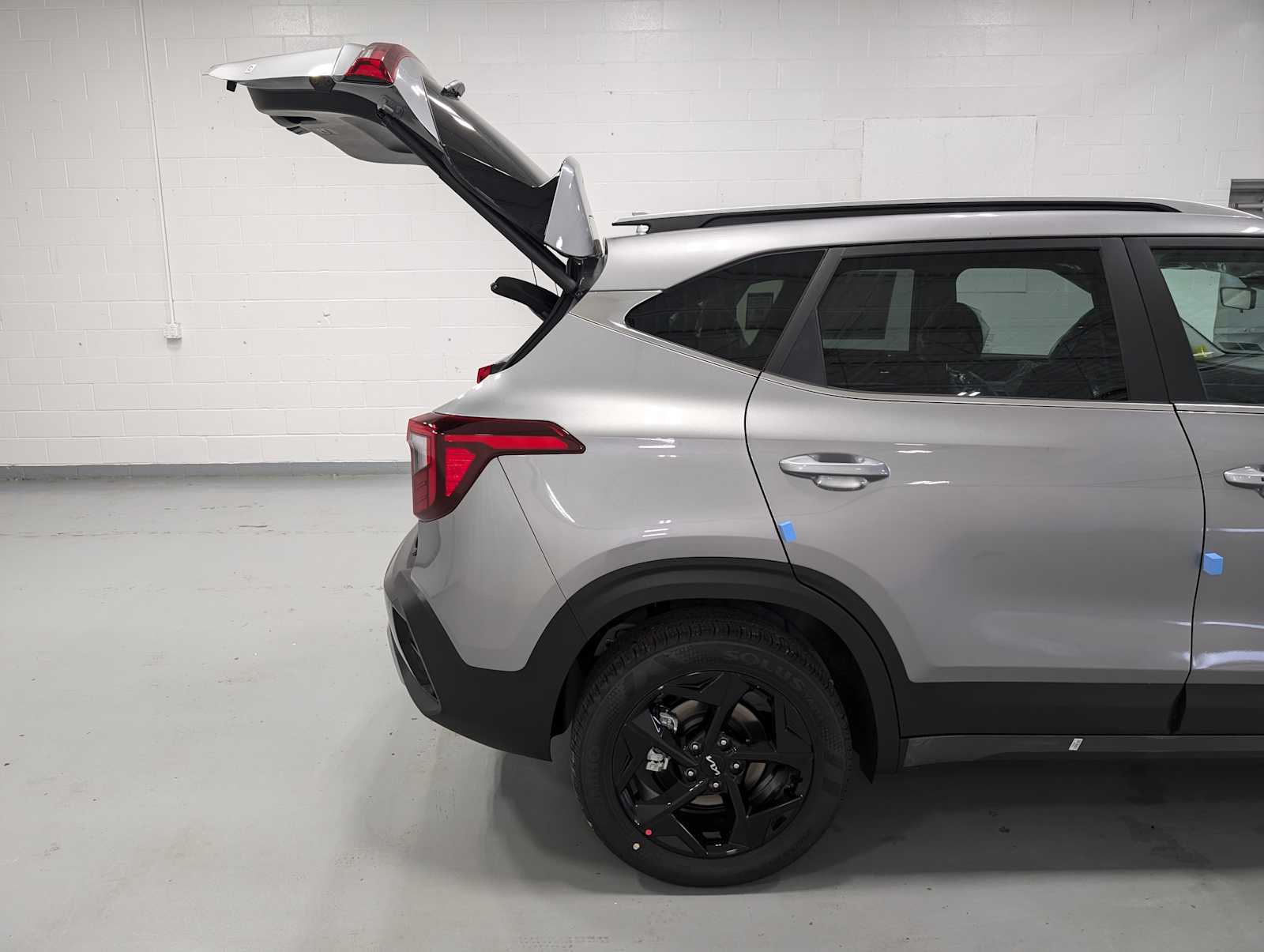 2026 Kia Seltos EX photo 7