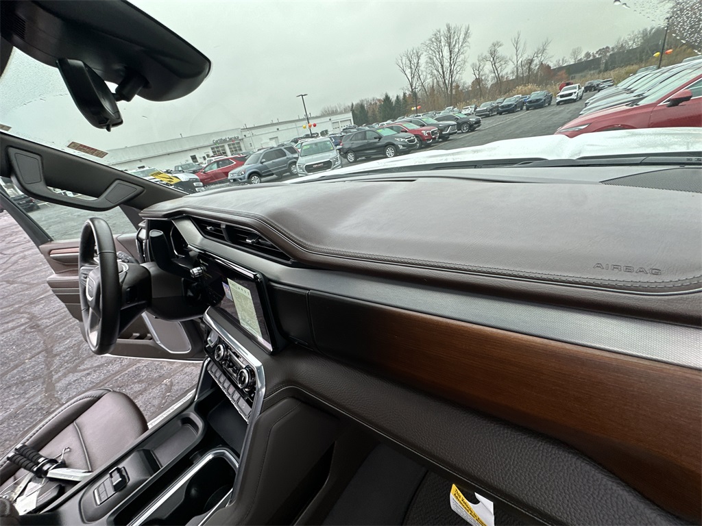 2025 GMC SIERRA HD - Image 23